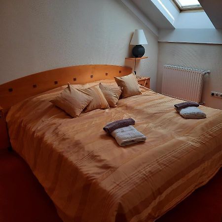 Kata Apartman Appartamento Bük Esterno foto